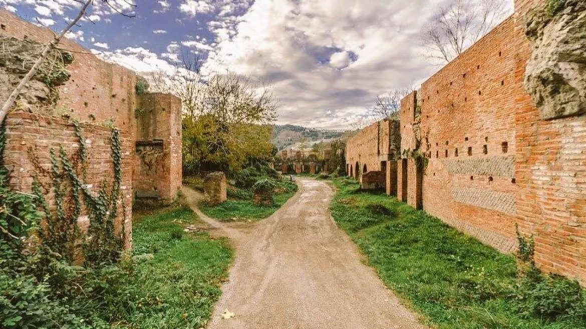 estatua-de-1.800-anos,-semelhante-a-uma-ninfa,-foi-desenterrada-na-turquia;-confira-imagens!