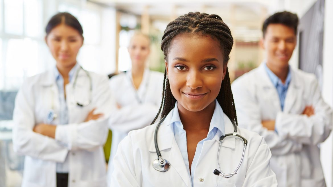 ebserh-abre-inscricoes-para-selecao-de-medicos-em-sao-carlos-(sp);-confira!