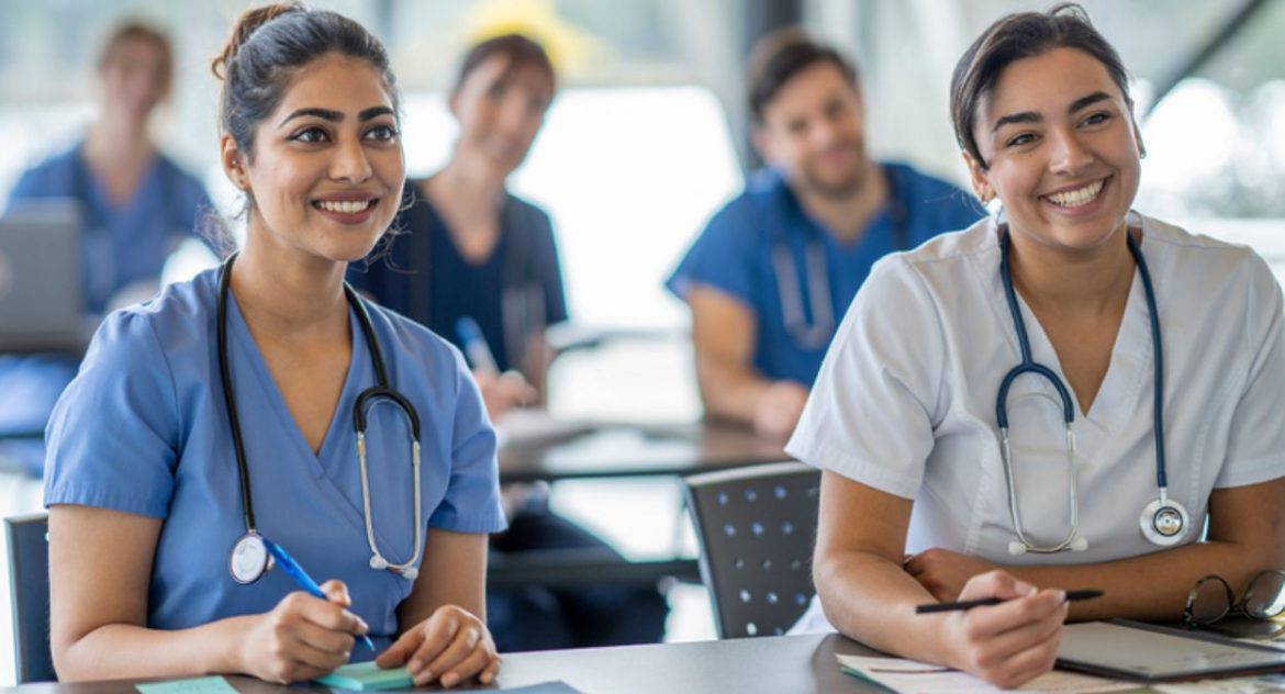 confira-as-oportunidades-do-exame-nacional-de-residencia-–-enare-2023/2024