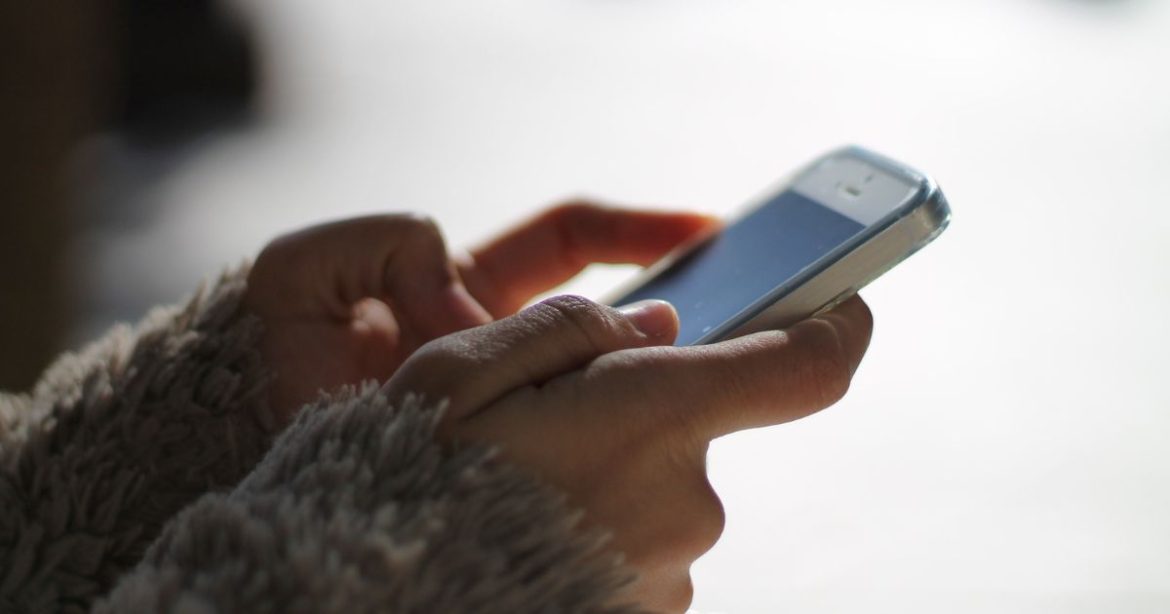 seu-celular-vai-te-agradecer-se-voce-fizer-isso-no-whatsapp-todos-os-dias