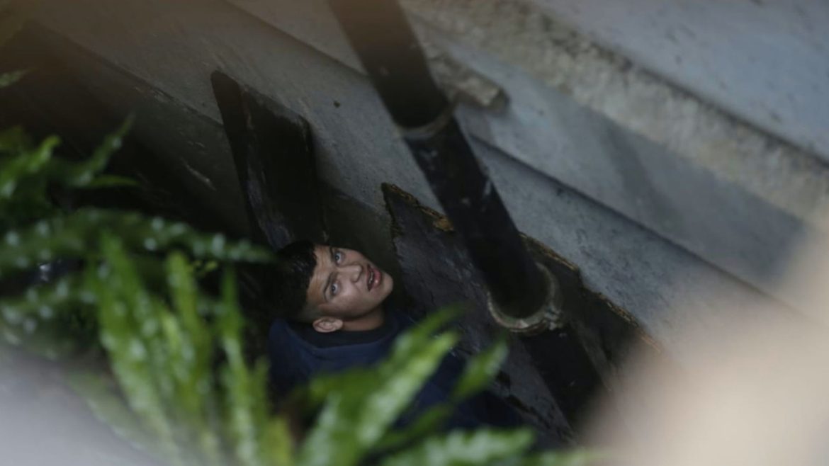 homem-cai-de-predio-em-obras-em-porto-alegre;-veja-video-do-resgate