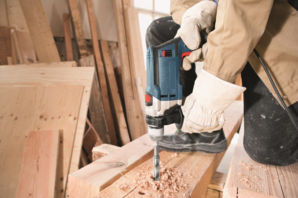 pedreiro-chamado-de-‘vagabundo’-e-‘moleque’-recebera-indenizacao-de-dona-de-obra-em-mg