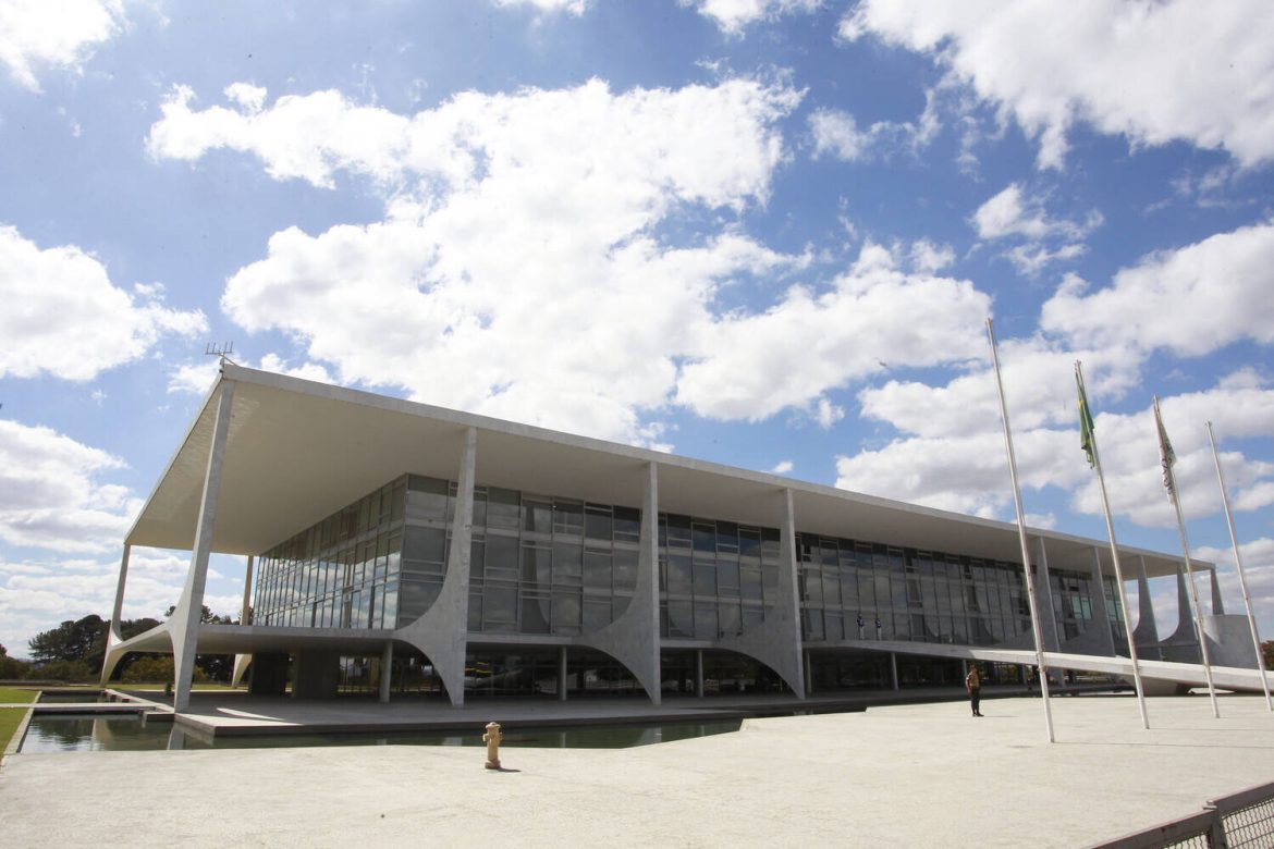 veto-presidencial-a-desoneracao-da-folha-nao-teria-explicacao-juridica,-dizem-especialistas