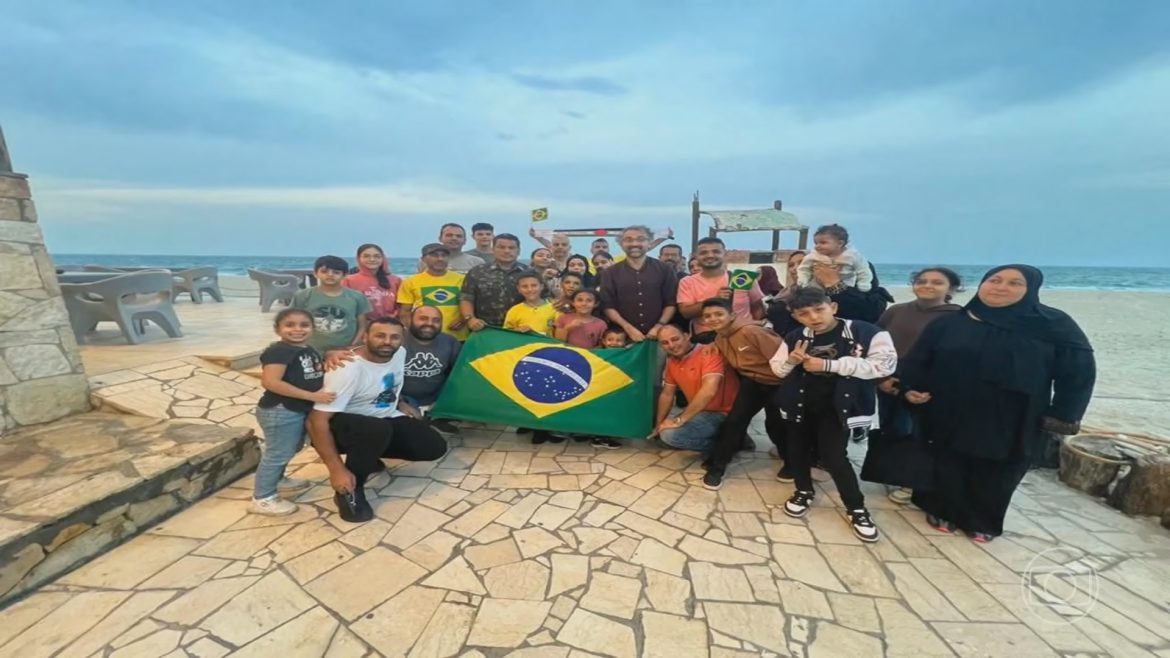 cidadaos-resgatados-na-faixa-de-gaza-chegam-ao-brasil