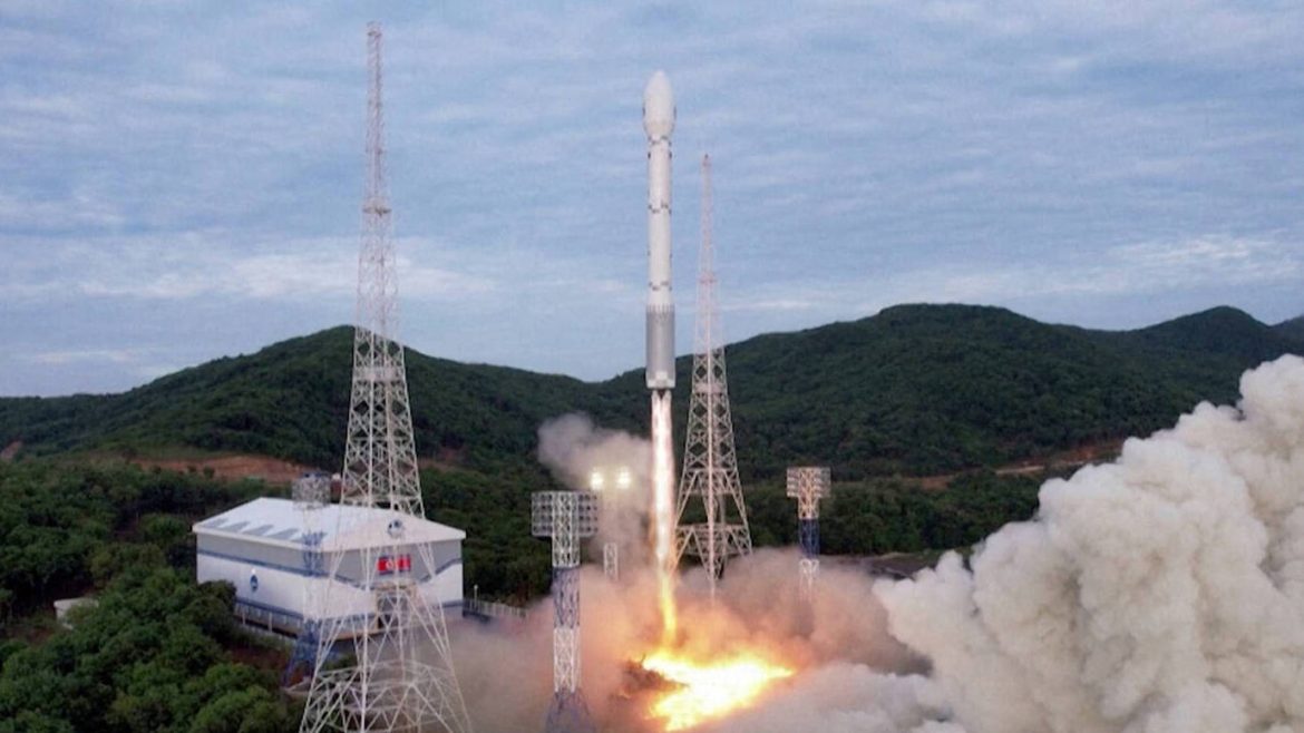 coreia-do-norte-suspende-acordo-militar-com-a-coreia-do-sul-apos-lancamento-de-satelite