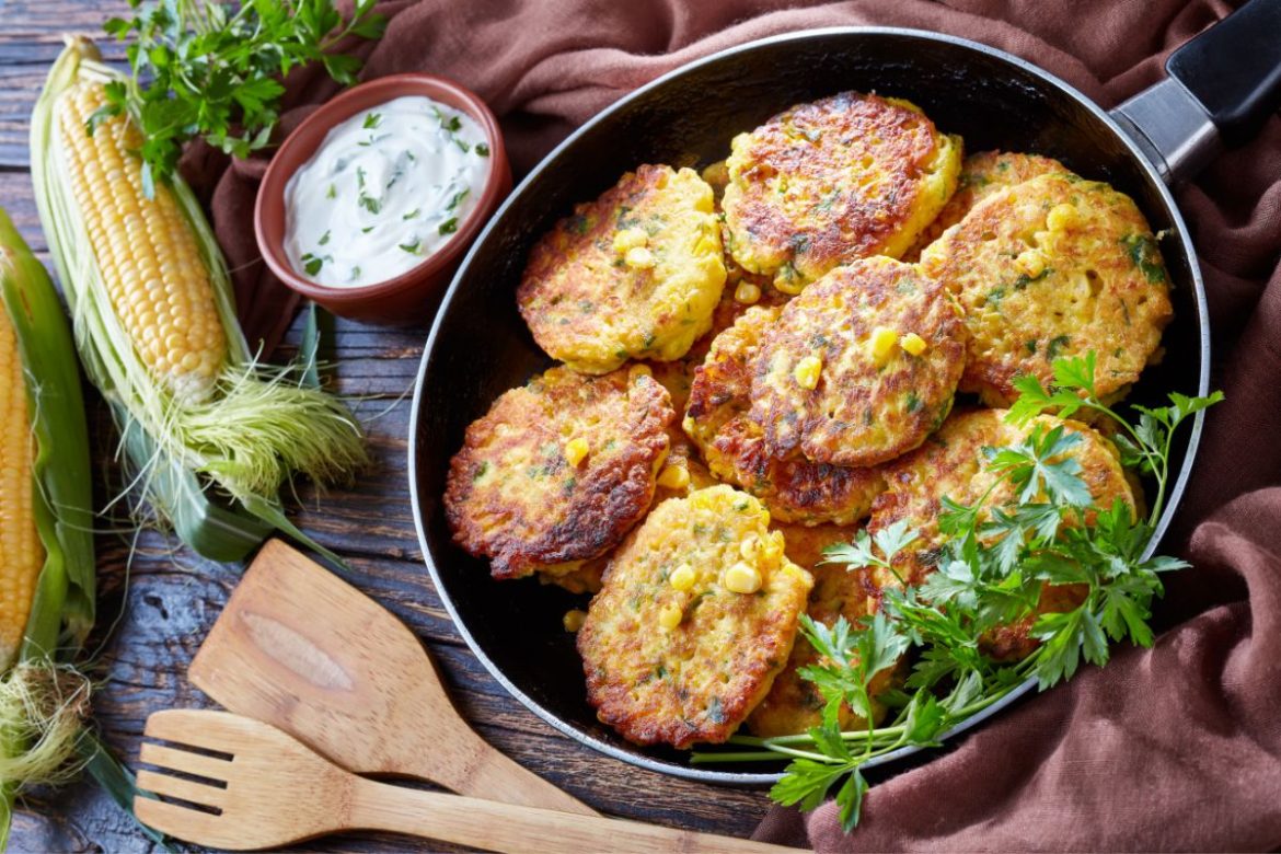 bolinho-simples-de-milho-verde:-um-aperitivo-delicioso-e-versao-saudavel