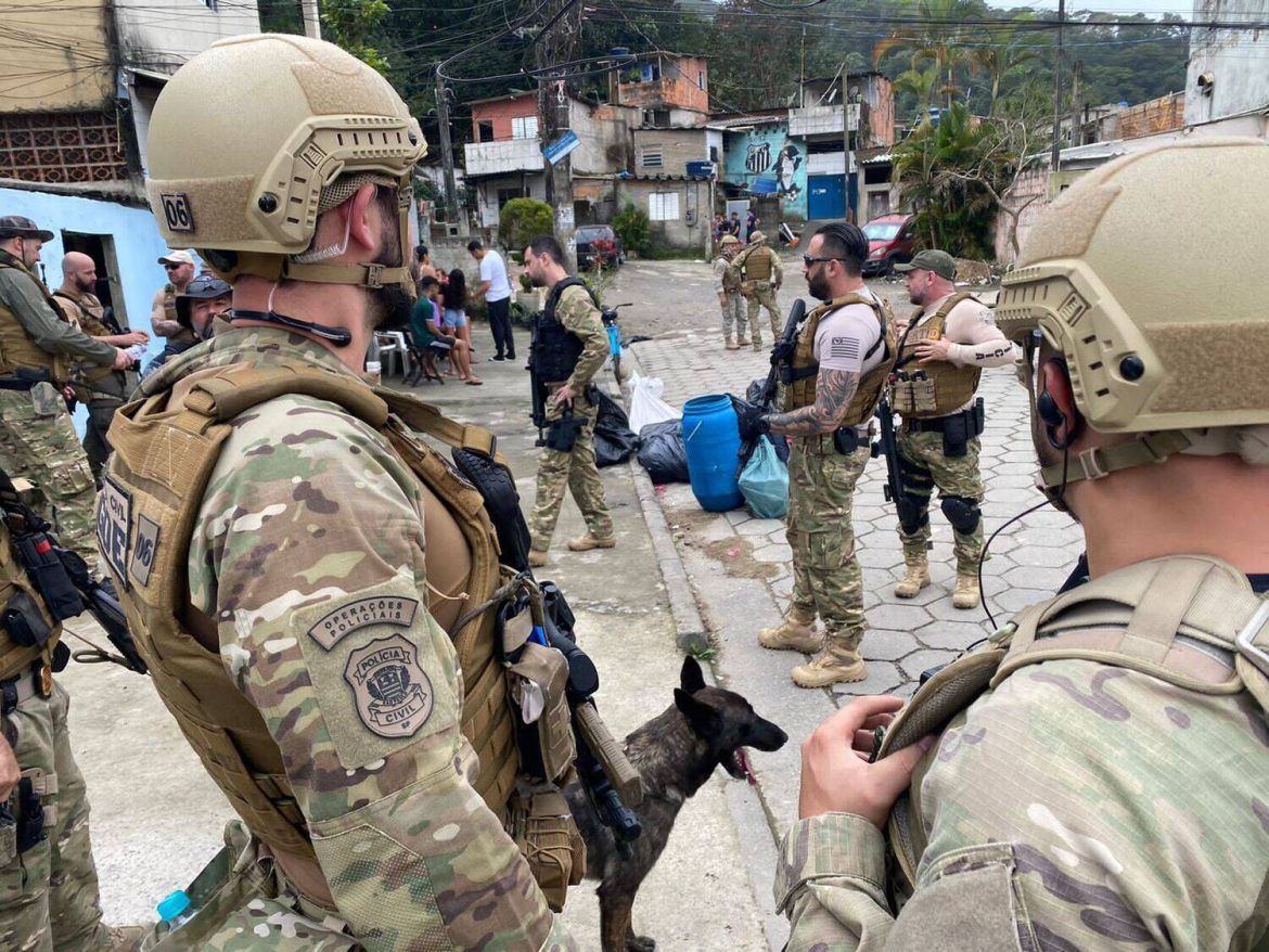 dois-pms-viram-reus-por-homicidio-durante-a-operacao-escudo-no-guaruja-(sp)