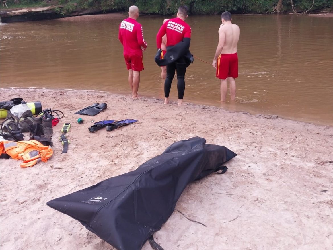 jovem-morre-afogado-enquanto-nadava-com-amigos-em-cachoeira-em-mg