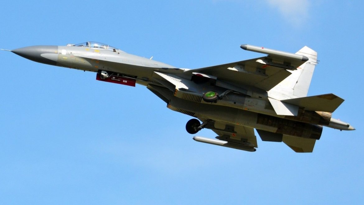 tensoes-aumentam,-e-china-envia-cacas-em-direcao-a-taiwan