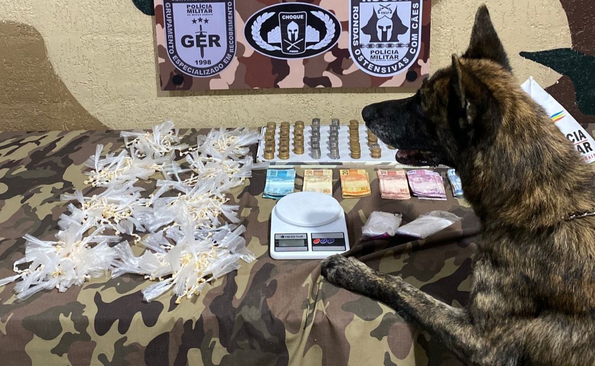 batida-policial-termina-com-apreensao-de-mais-de-1.700-pedras-de-crack-e-prisoes-em-juiz-de-fora