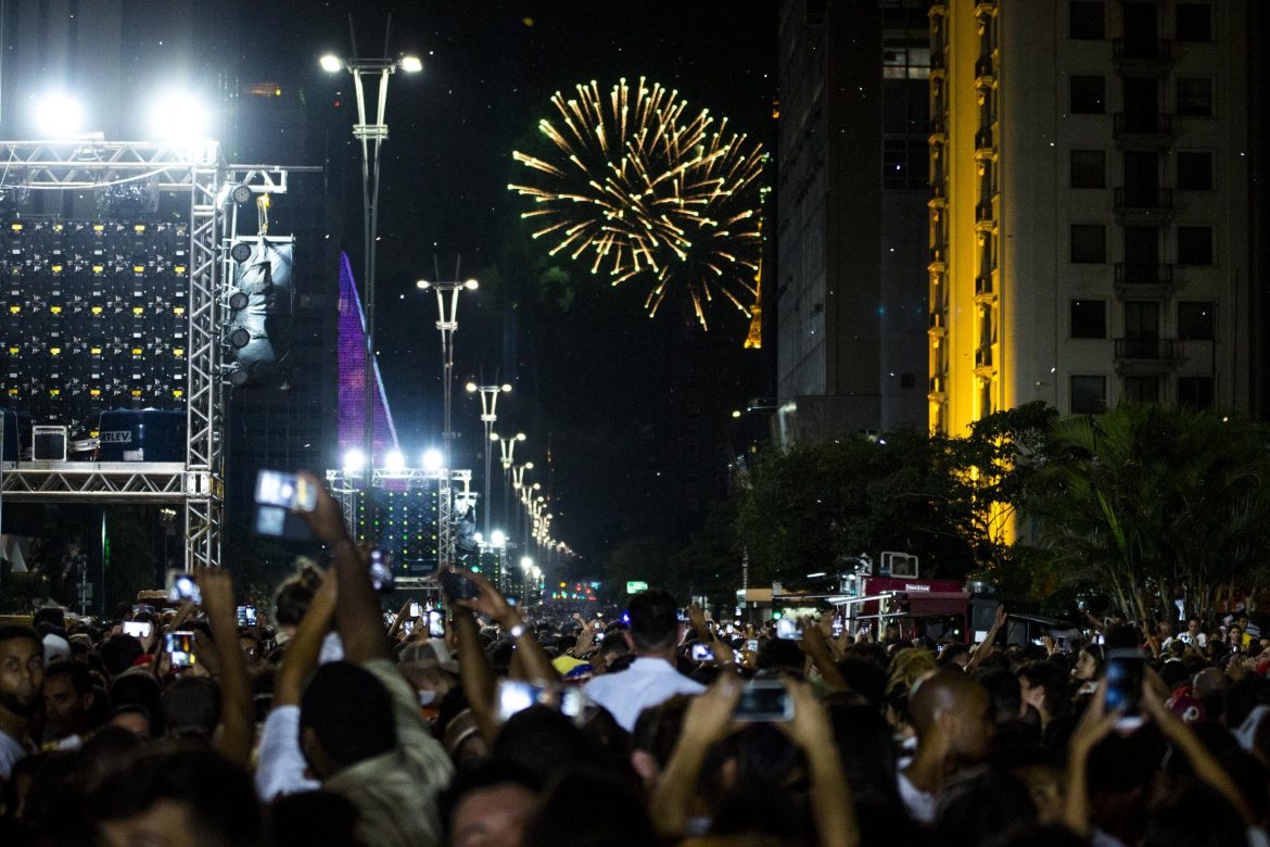 lei-em-campinas-proibe-fogos-com-barulho-desde-2017;-veja-como-denunciar