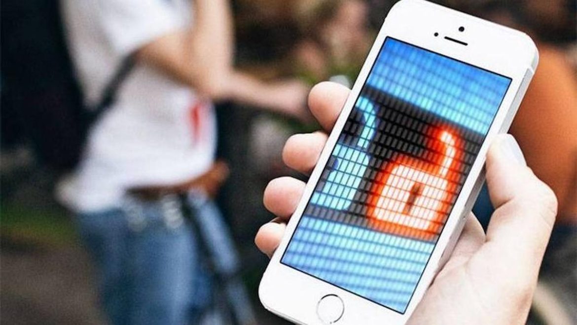 especialistas-revelam-como-hackers-invadiram-o-sistema-do-iphone
