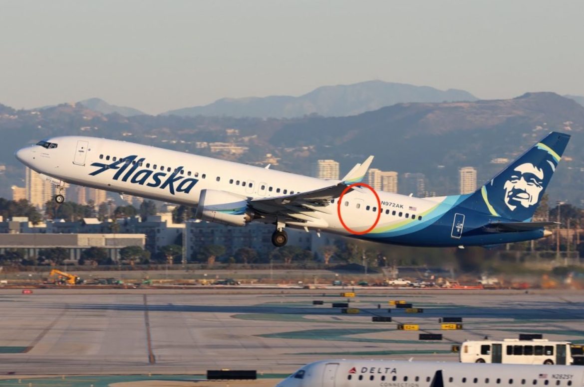 boeing-perde-us$-1-bilhao-de-valor-de-mercado-depois-de-porta-ser-ejetada-durante-voo