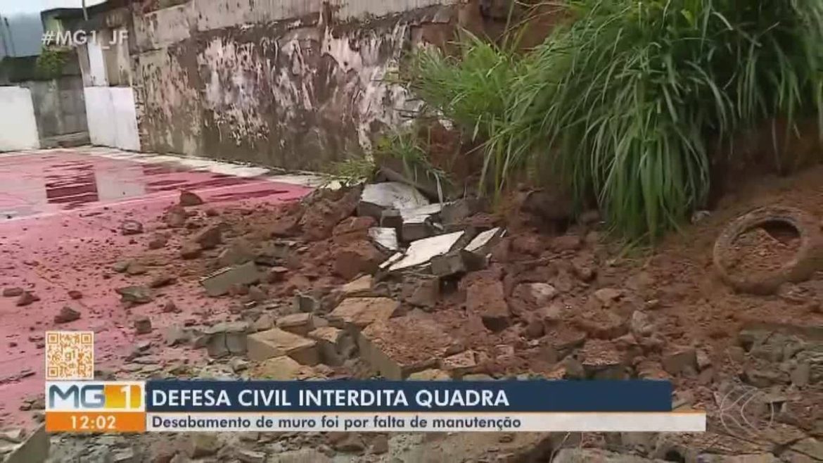 muro-de-quadra-esportiva-desaba-parcialmente-em-juiz-de-fora