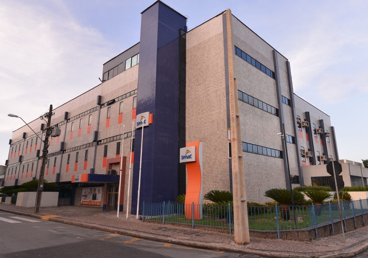 senac-divulga-edital-de-seletivo-com-23-vagas-para-instrutores;-salarios-podem-chegar-a-r$-5,2-mil