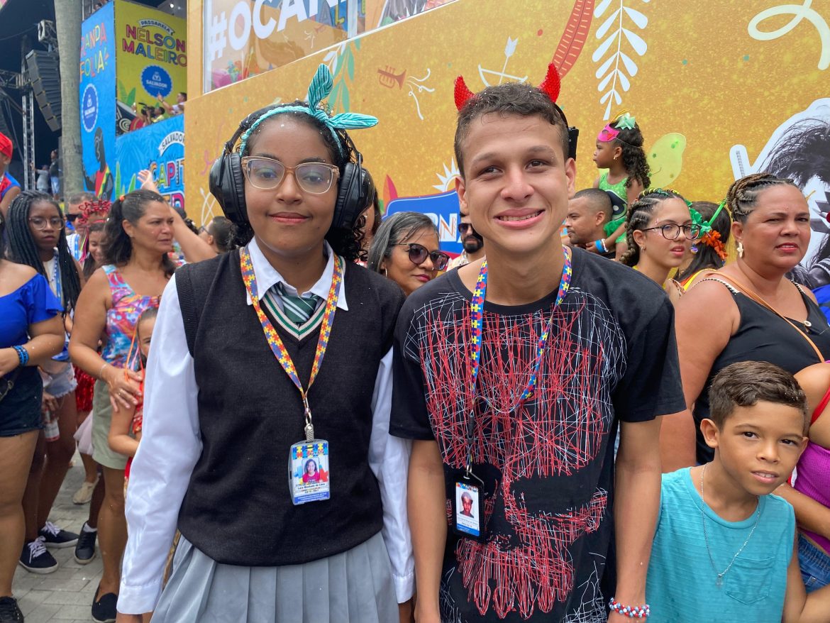 pai-leva-filhos-autistas-para-curtir-carnaval-em-salvador:-‘pedem-para-vir’