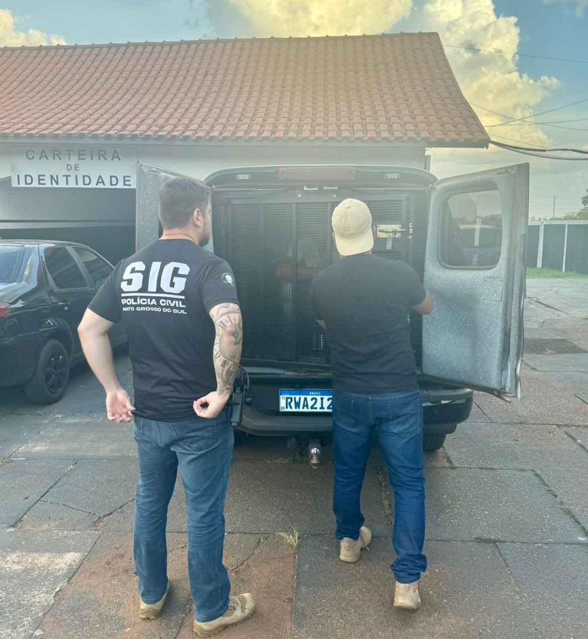 apos-ser-espancada-pelo-marido,-mulher-e-arrastada-para-matagal-e-estuprada-em-ms