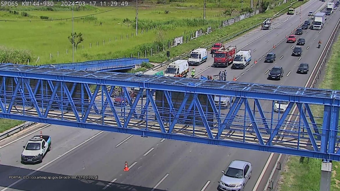 choque-entre-moto-e-carro-deixa-um-morto-e-um-ferido-na-rodovia-dom-pedro-i-em-campinas