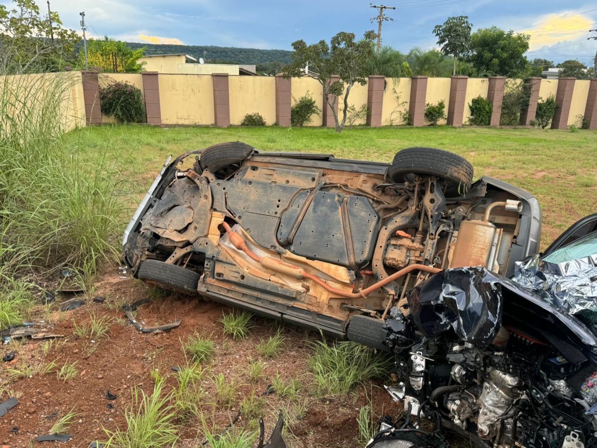 acidente-envolvendo-tres-carros-deixa-5-feridos-na-estrada-de-chapada-dos-guimaraes-(mt)
