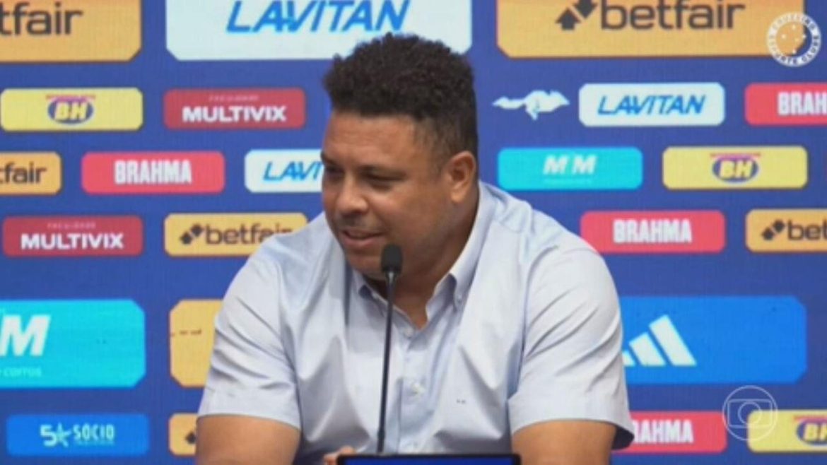 ronaldo-vende-acoes-e-futebol-do-cruzeiro-tem-novo-dono,-o-empresario-pedro-lourenco