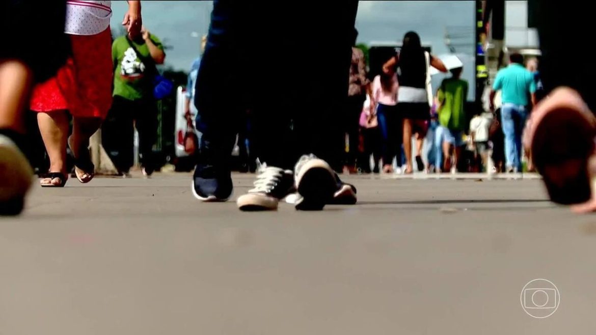 13o-do-inss:-pagamento-para-quem-recebe-mais-que-1-salario-minimo-comeca-nesta-quinta;-veja-datas